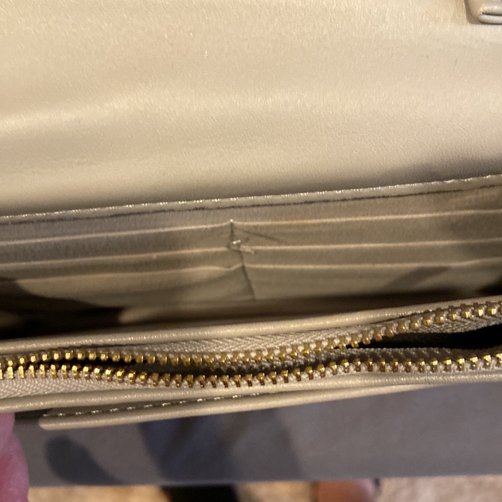 bebe Quilted Crossbody Bag Gray Gold Chain Strap Flap Y2K Shoulder Purse - Picture 8 of 17